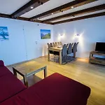 The Good View By In One Apartment Zell am See